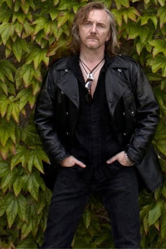 Luke Morley