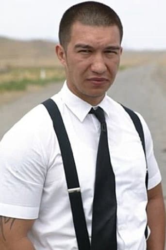 Али Кхан