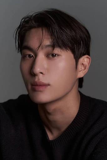 최민우