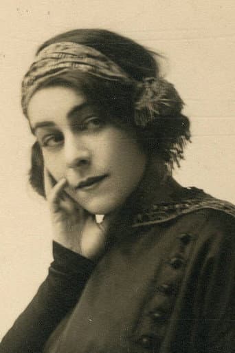 Алла Назимова