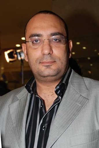 أكرم فريد