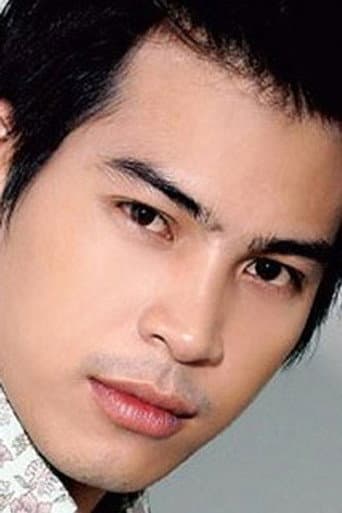 Tridsadee Sahawong
