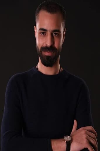 مصطفى عسكر