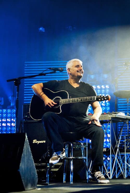 Постер: Pino Daniele - Tutta N'ata Storia - Vai Mo' - Live in Napoli