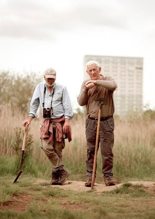 Постер: Common Ground: Cat and Dog Pond