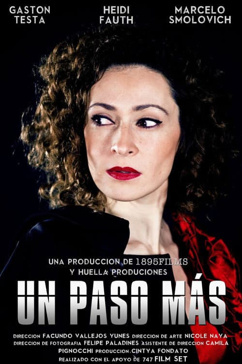 Постер: Un paso más