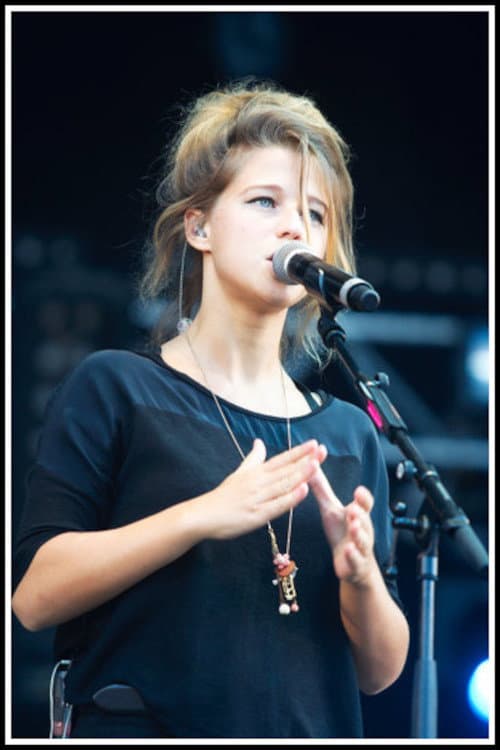 Постер: Selah Sue - Concert aux Vieilles Charrues