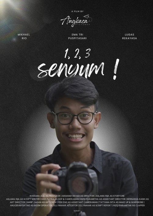 Постер: 1, 2, 3 Senyum!