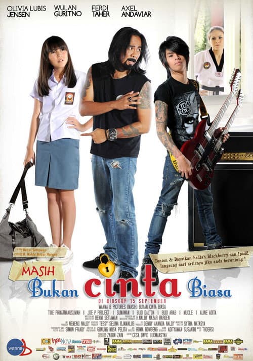 Постер: Masih Bukan Cinta Biasa