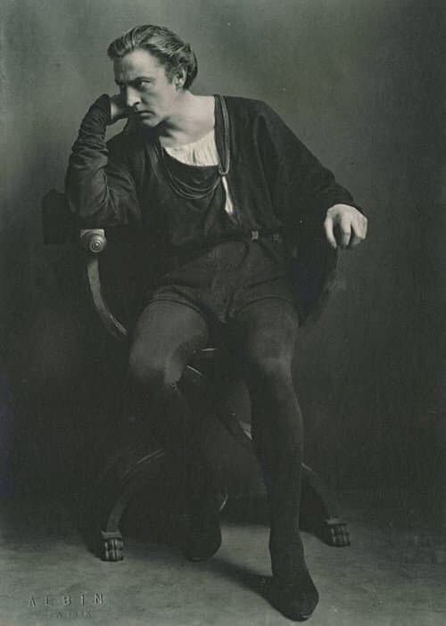 Постер: Hamlet, Act I: Scenes IV and V