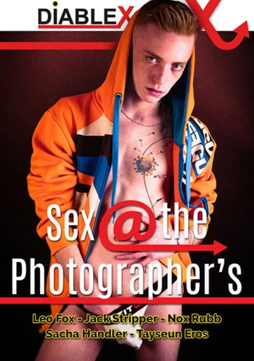 Постер: Baise chez le photographe