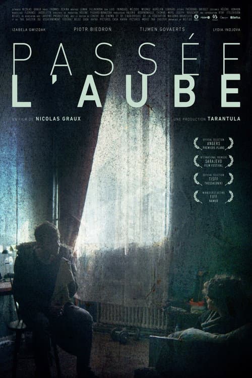 Постер: Passée l'aube