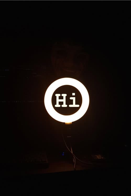 Постер: Hi (2025 Short)