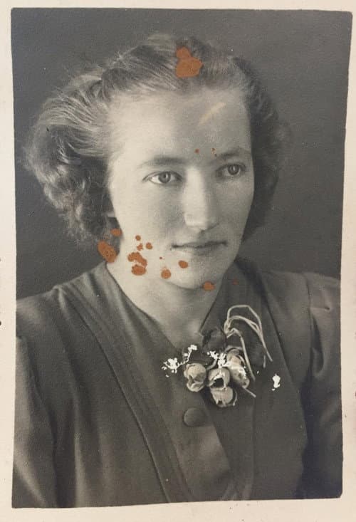 Постер: My Grandmother: Elizabeth Kudla