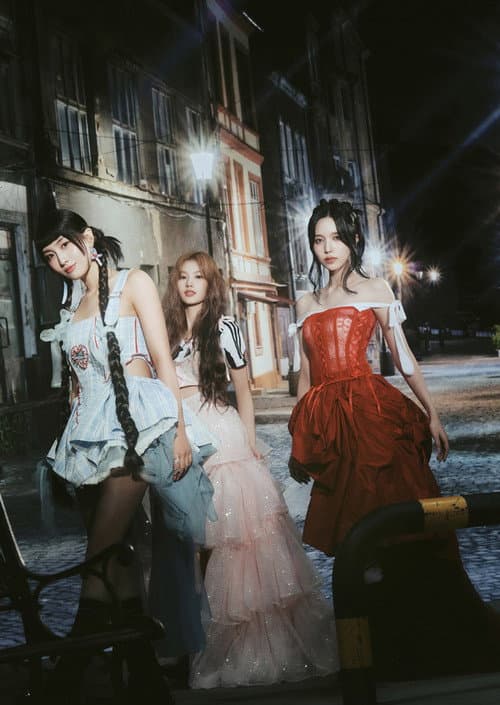 Постер: MISAMO DOME TOUR [HAUTE COUTURE]
