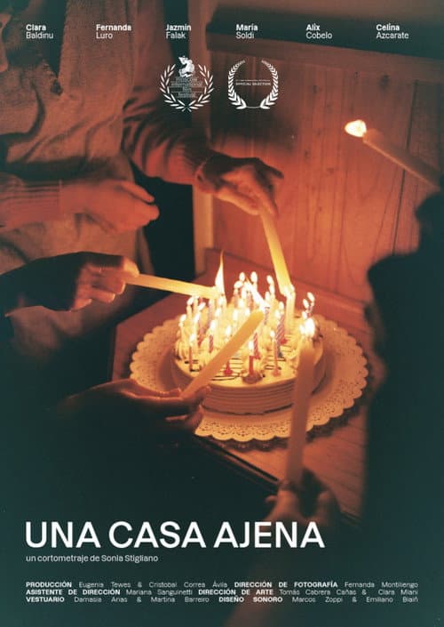 Постер: Una casa ajena