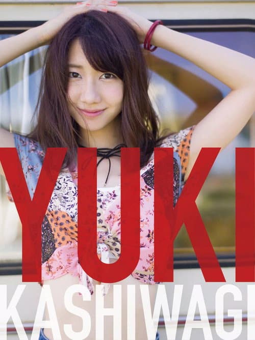 Постер: 柏木由紀 1st LIVE TOUR~寝ても覚めてもゆきりんワールド 日本縦断みーんな夢中にさせちゃうぞっ~