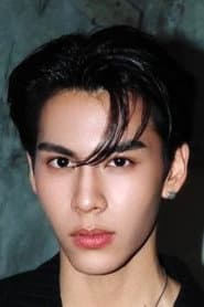 ภูปภพ โกมลโชติ